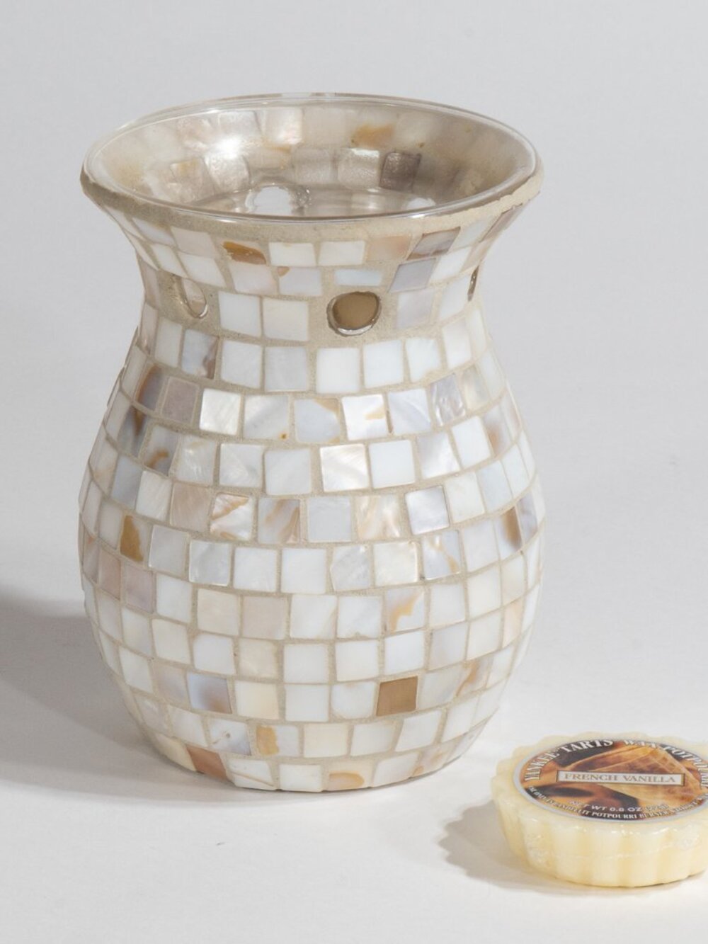 Yankee Candle Mother-of-Pearl Glass Warmer with French Vanilla Melt